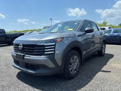 Used 2025 Nissan Kicks S