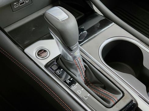 New 2025 Nissan Altima 2.5 SR image 11