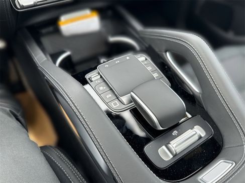 New 2025 Mercedes-Benz GLE 53 AMG 4MATIC image 21