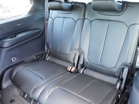New 2026 Jeep Grand Cherokee L Limited AWD/4WD image 12