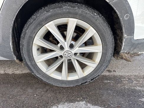 Used 2017 Volkswagen Golf Alltrack SE image 18