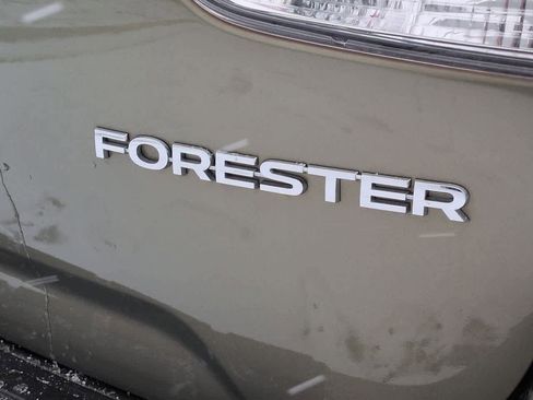 Used 2021 Subaru Forester Limited image 12