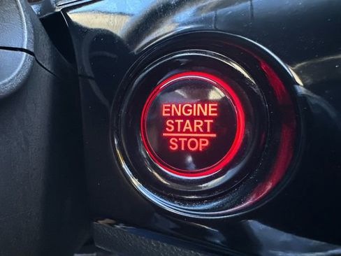 Used 2025 Honda Civic Sport image 32