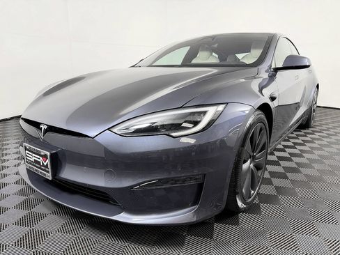 Used 2023 Tesla Model S Standard Range AWD/4WD image 3