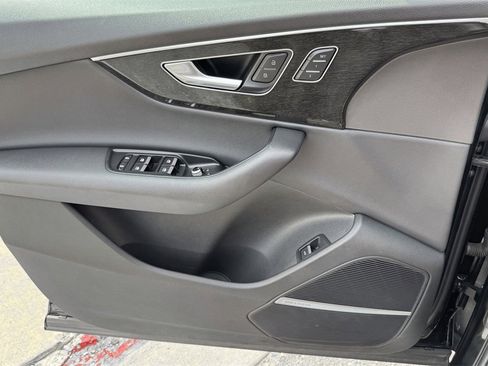 Used 2022 Audi Q7 3.0T Premium Plus w/ Premium Plus Package image 14