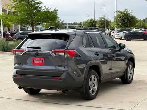 Used 2025 Toyota RAV4 XLE w/ Convenience Package AWD/4WD image 5