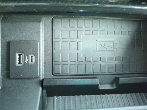 Certified 2021 Ford F350 Platinum image 23