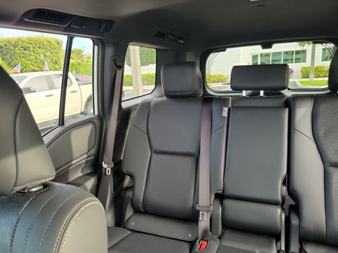 Used 2026 Toyota Land Cruiser w/ Premium Package AWD/4WD image 20