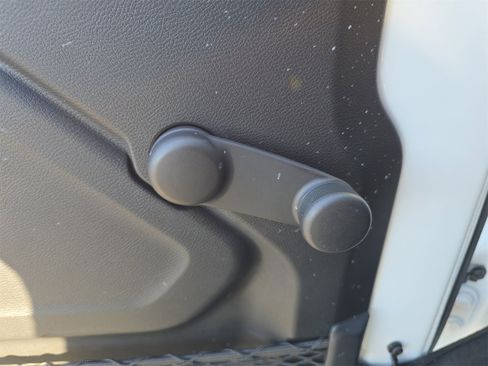 Used 2021 Jeep Wrangler Sport image 12