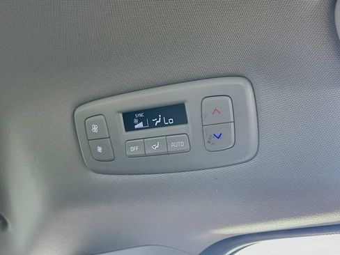 Used 2025 Kia Carnival SX Prestige FWD image 16