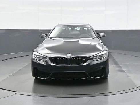 Used 2015 BMW M4 Convertible image 2