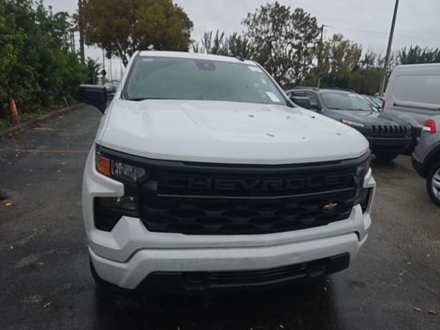 Used 2023 Chevrolet Silverado 1500 Custom RWD image 2