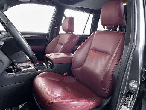 Used 2022 Lexus GX 460 Luxury w/ Sport Design Package image 12