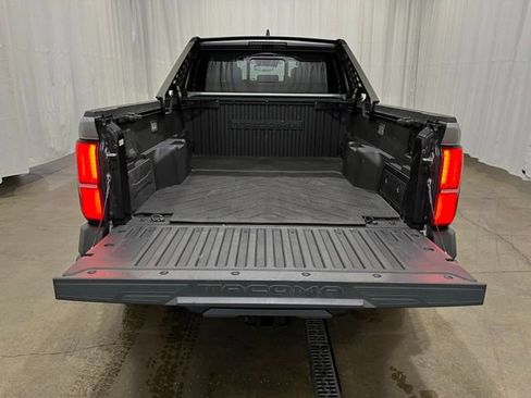Used 2024 Toyota Tacoma 4x4 Double Cab Hybrid image 12