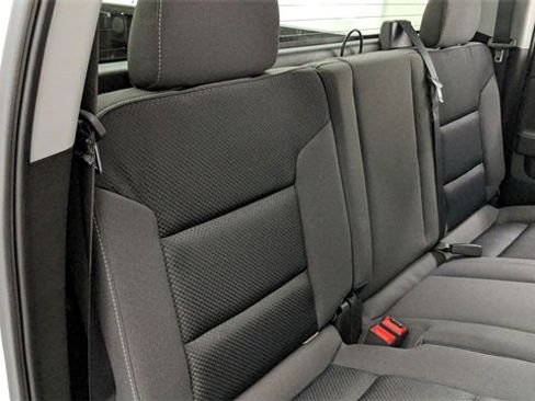 Used 2018 Chevrolet Silverado 1500 LT w/ All Star Edition image 38