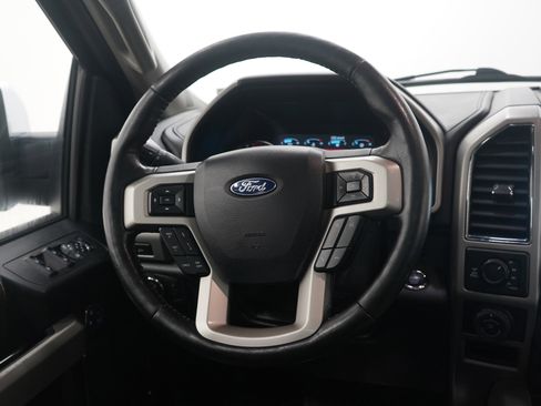 Used 2018 Ford F150 Lariat w/ Equipment Group 502A Luxury image 17