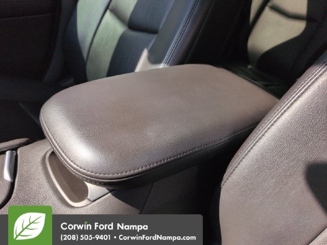 Used 2018 Cadillac XT5 Premium Luxury AWD/4WD image 18