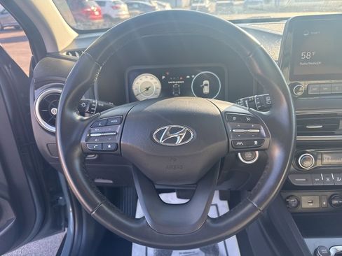 Used 2022 Hyundai Kona Limited image 13