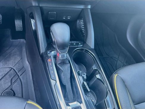 Used 2025 Chevrolet TrailBlazer ACTIV w/ Convenience Package FWD image 16