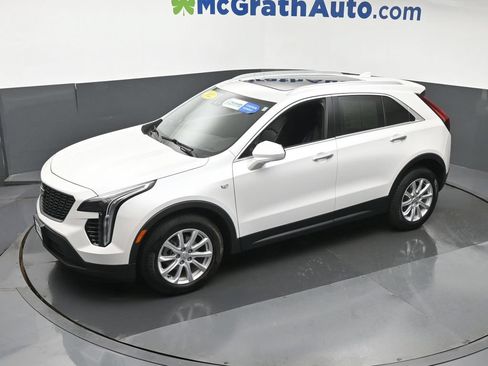 Used 2022 Cadillac XT4 Luxury w/ Cold Weather Package AWD/4WD image 21