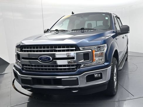 Used 2019 Ford F150 XLT w/ Equipment Group 302A Luxury AWD/4WD image 3