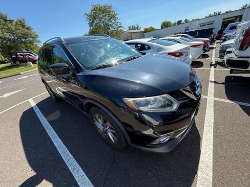 Used 2016 Nissan Rogue SL w/ SL Premium Package FWD image 11