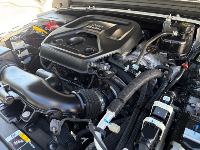 Used 2023 Jeep Wrangler Unlimited Sport AWD/4WD image 22