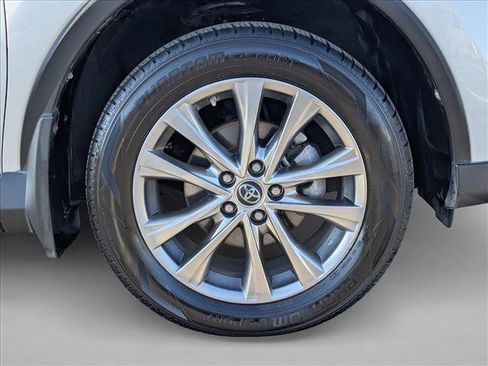 Used 2018 Toyota RAV4 Limited image 24