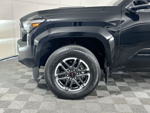 Used 2025 Toyota Tacoma TRD Sport w/ TRD Sport Premium Package RWD image 11