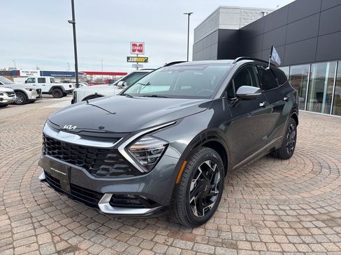 Used 2024 Kia Sportage SX image 1