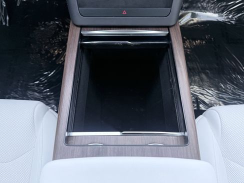 Used 2023 Tesla Model X image 54