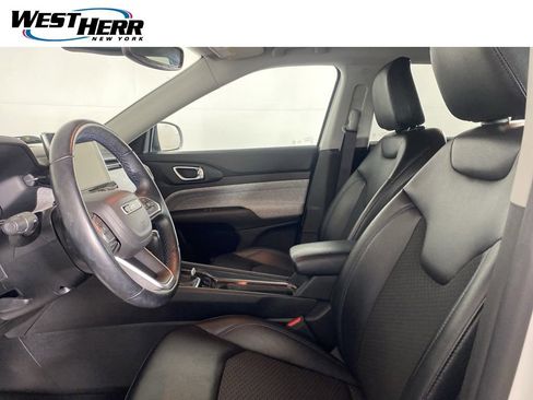 Used 2022 Jeep Compass Latitude w/ Convenience Group AWD/4WD image 13