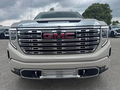 New 2026 GMC Sierra 1500 Denali AWD/4WD image 9