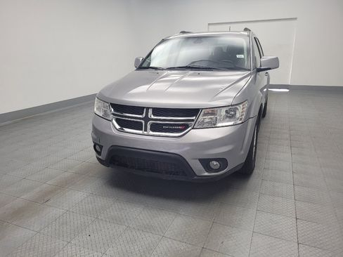 Used 2019 Dodge Journey SE w/ Premium Group FWD image 15
