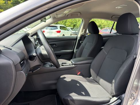Certified 2025 Nissan Sentra S w/ Trunk Package FWD image 8