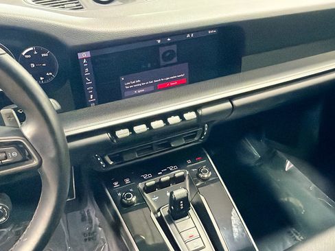 Used 2020 Porsche 911 Carrera image 24