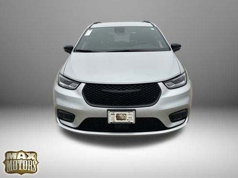 New 2026 Chrysler Pacifica Select image 13