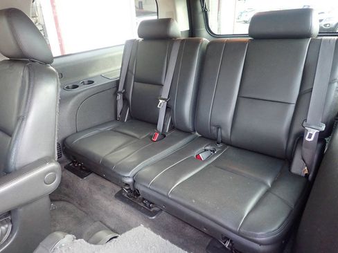 Used 2013 Cadillac Escalade ESV Premium AWD/4WD image 14