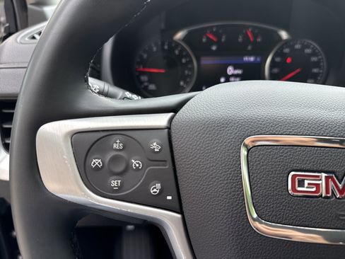 Used 2023 GMC Terrain SLT AWD/4WD image 24