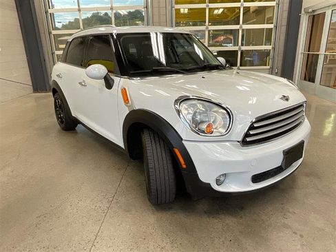 Used 2014 MINI Cooper Countryman w/ Cold Weather Package image 7