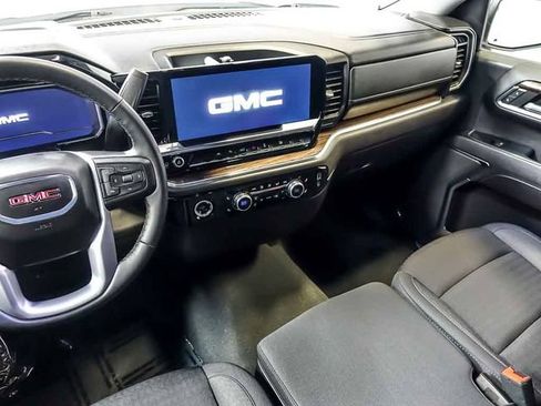Certified 2024 GMC Sierra 1500 Elevation AWD/4WD image 17