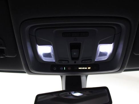 Used 2019 GMC Sierra 1500 SLT w/ SLT Premium Package image 45