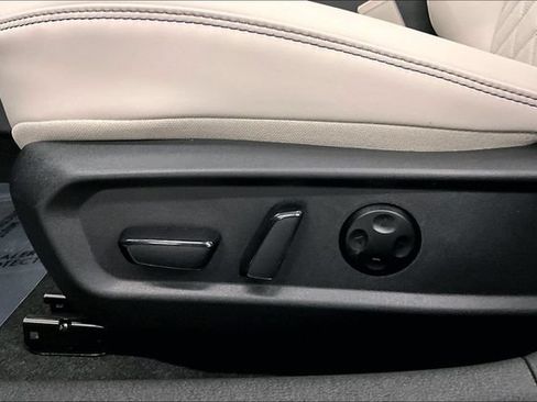 New 2026 Nissan Sentra SL w/ Floor Mat Package FWD image 32