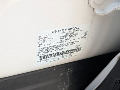 Certified 2023 Ford Explorer ST image 18