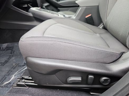 Certified 2024 Subaru Crosstrek 2.0i Premium AWD/4WD image 29