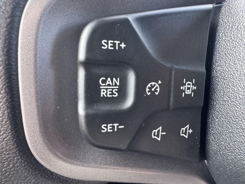 Used 2025 Ford Bronco Big Bend AWD/4WD image 13