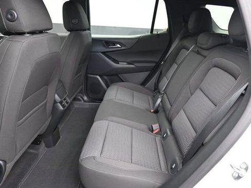 New 2026 Chevrolet Equinox LT w/ Safety and Technology Package FWD image 27