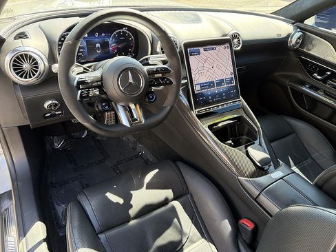 Used 2022 Mercedes-Benz SL 63 AMG 4MATIC image 19