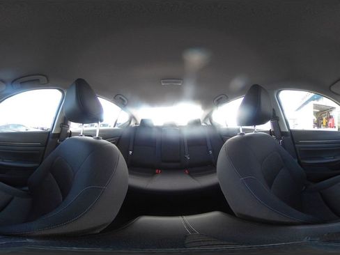 Used 2025 Nissan Altima 2.5 SV image 43