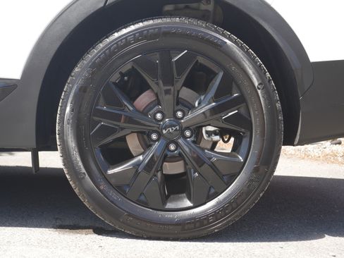 Used 2025 Kia Sportage X-Line AWD/4WD image 19